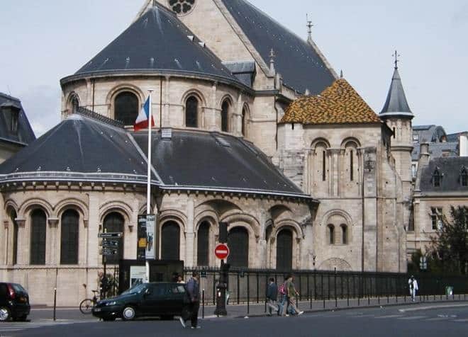 Traitement punaise de lit à Paris 3